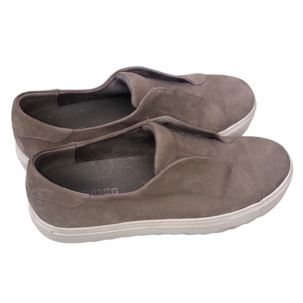 J Slides Leather Mushroom Wavy Sole Slip- Ons